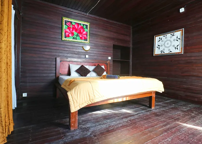 Guest house The Huts 2*