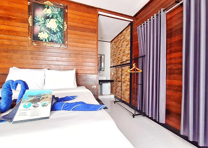 Guest house The Huts